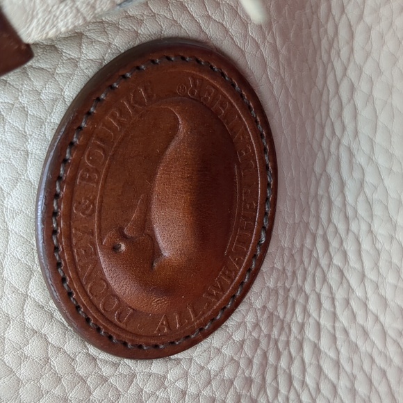 Dooney & Bourke Teton draw stream bag - Picture 4 of 16